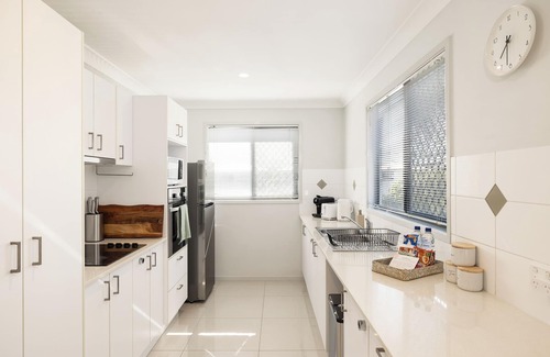Rocklea Apartamento | 1 Bdr Apt! Garage! Clean! GST Credits! 219D1