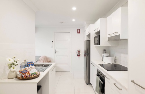 Rocklea Apartamento | 1 Bdr Apt! GST Credits! Kitchen! Parking! 216F1