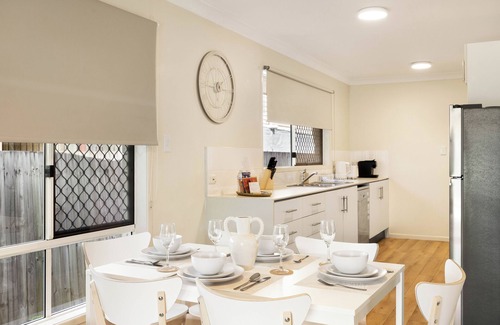 Acacia Ridge Apartamento | 1 Bdr Apt! Kitchen! Undercover Parking! 12BS1