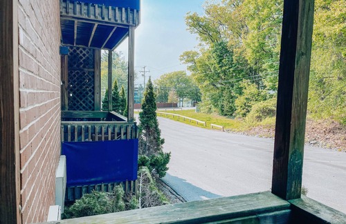 Gilford Condominio | 1 Bdrm Lake condo across from Paugus Bay, shopping, pool, & dining!