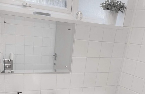 Stevenage Apartamento | 1 BED GROUND FLOOR APARTMENT WITH GARDEN IN STEVENAGE