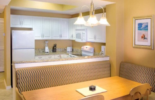 Miramar Beach Complejo | 1 Bed Deluxe on Destin Beach at Wyndham Majestic Sun!!