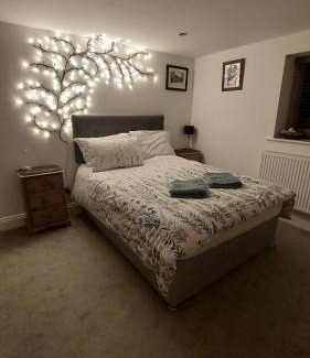 Hawkshead Casa | 1 Bed Flat - Sleeps 4 - Garden - Parking - Wifi