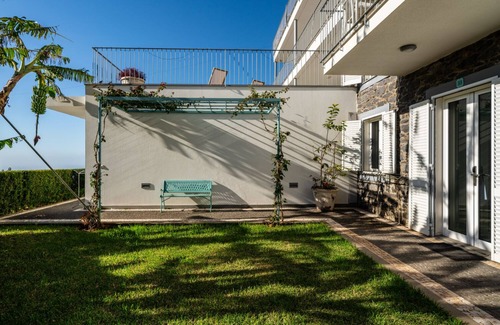 Monte Apartamento | 1-bed Garden Apt 3 in character Babosas Village