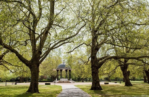 South Bermondsey Apartamento | 1 bed garden flat (with 2 beds) for 2025 summer/autumn bookings in London