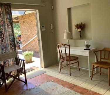 Umzumbe Apartamento | 1 bed garden flat
