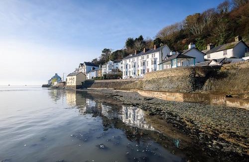 Aberdovey Casa | 1 Bed in Aberdovey DY023