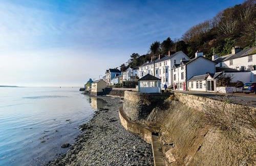 Aberdovey Casa | 1 Bed in Aberdovey DY023
