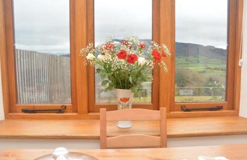 Pantygelli Casa | 1 Bed in Abergavenny 47884