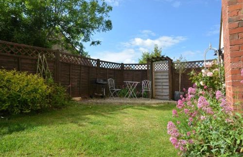 Horton Casa | 1 Bed in Broadway 64978