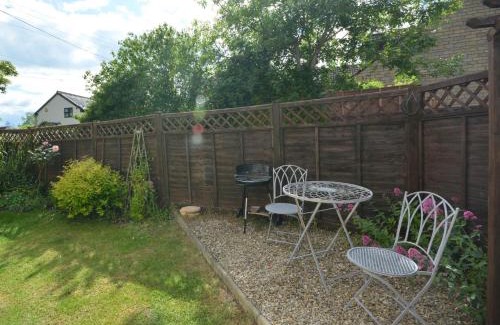 Horton Casa | 1 Bed in Broadway 64978