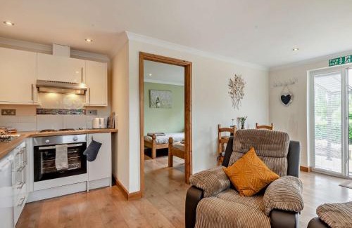 Strumpshaw Casa | 1 Bed in Brundall 46293