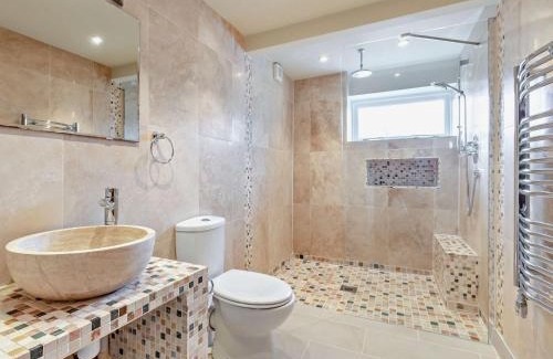 West Camel Casa | 1 Bed in Castle Cary POLOC