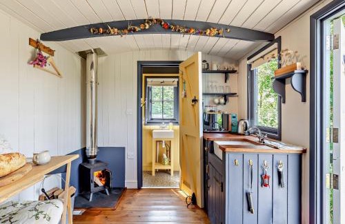 Bridport Casa | 1 Bed in Charmouth 92475