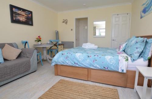 Bridport Casa | 1 Bed in Charmouth 41890