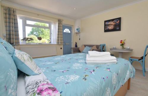 Bridport Casa | 1 Bed in Charmouth 41890