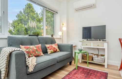 Bridport Casa | 1 Bed in Charmouth 57185