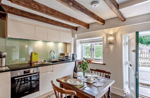 Rickford Casa | 1 Bed in Cheddar 95178
