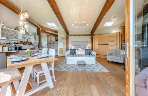 Llanfihangel-Ystrad Cabina | 1 Bed in Dihewyd oc-a32352