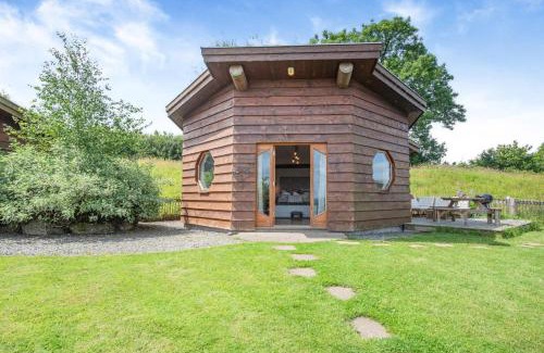 Llanfihangel-Ystrad Cabina | 1 Bed in Dihewyd oc-s32353