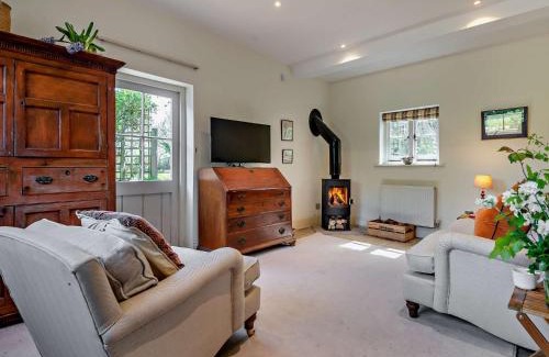 Sturminster Newton Casa | 1 Bed in Fifehead Neville 95771