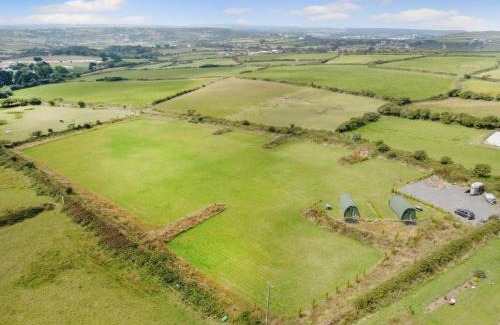 Carnbrea Cabina | 1 Bed in Four Lanes oc-b32769