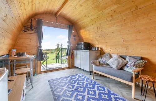 Carnbrea Cabina | 1 Bed in Four Lanes oc-s32768