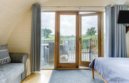 Llangammarch Wells Cabina | 1 Bed in Garth oc-h32701