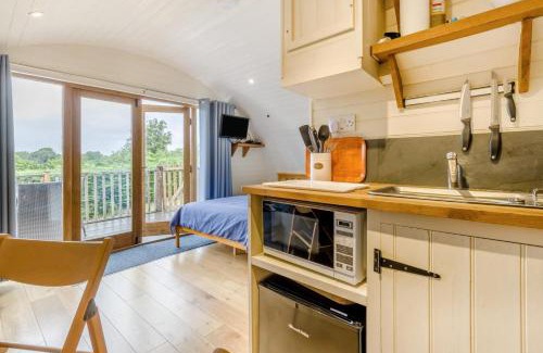 Llangammarch Wells Cabina | 1 Bed in Garth oc-h32701
