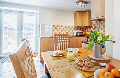 Crynant Casa | 1 Bed in Gower 52906