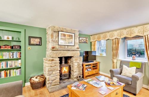 Hawes Casa | 1 Bed in Hawes 94120
