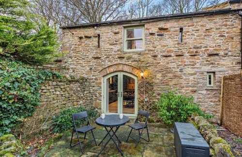 Hawes Casa | 1 Bed in Hawes 94120