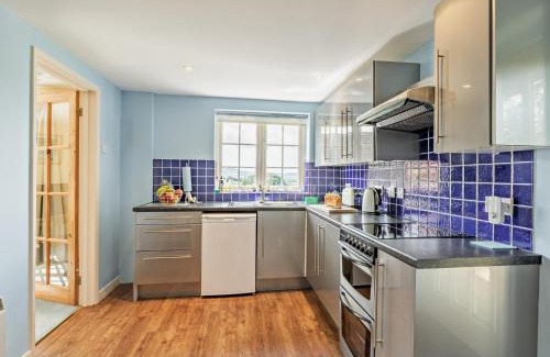 Axminster Casa | 1 Bed in Lyme Regis WHOUS