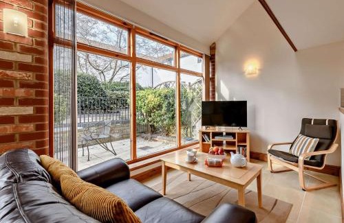 North Wheatley Casa | 1 Bed in Mattersey 91308