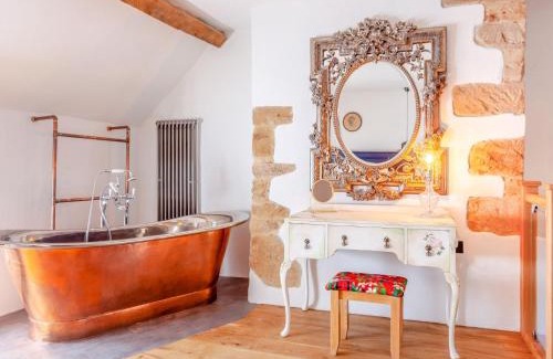 Montacute Casa | 1 Bed in Montacute 93149