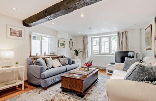 Rode Casa | 1 Bed in Rode 91715