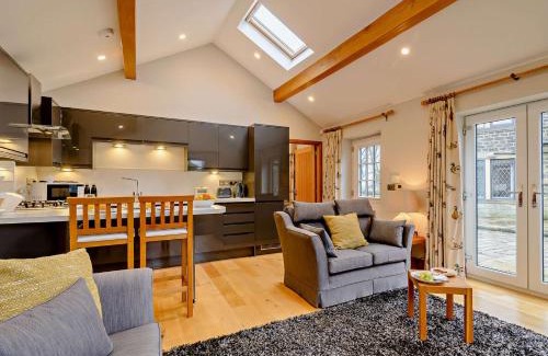 Halifax Casa | 1 Bed in Sowerby Bridge 90213