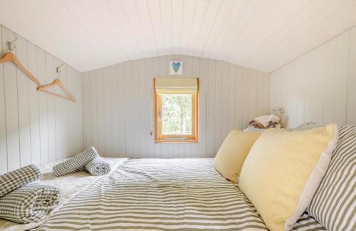 Washbourne Casa | 1 Bed in Washbourne oc-f32866