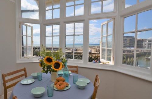 West Bay Apartamento | 1 Bed in West Bay 74265