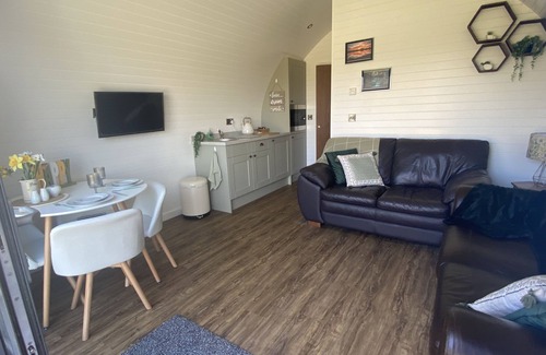 Wrexham Cabina | 1-Bed pod cabin in beautiful surroundings Wrexham
