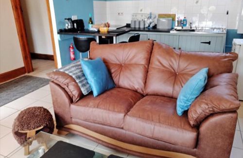 Llanybydder Casa | 1 bed property in Brynteg 81354