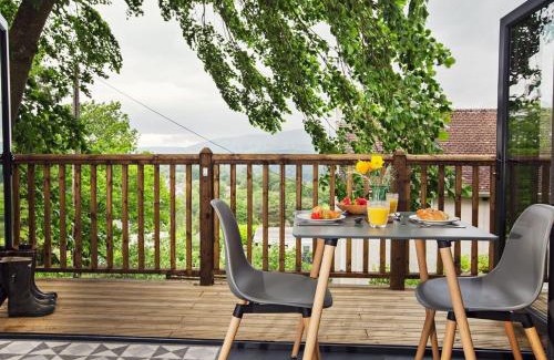 Abergavenny Casa | 1 bed property in Gilwern Brecon Beacons 75206