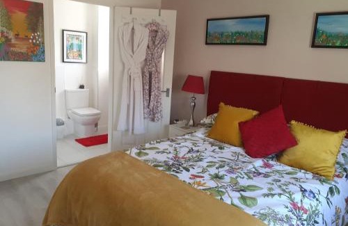 Peacehaven Apartamento | 1-Bed Seaside Retreat - Sleeps 2 Parking & Garden
