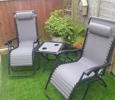Peacehaven Apartamento | 1-Bed Seaside Retreat - Sleeps 2 Parking & Garden