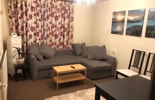 West Putney Apartamento | 1 Bed-Sleeps 4-Free Parking-15 Min to Putney
