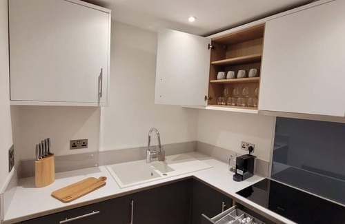 Wainscot Apartamento | 1 Bed Spacious Flat In A Central Location In Strood Rochester