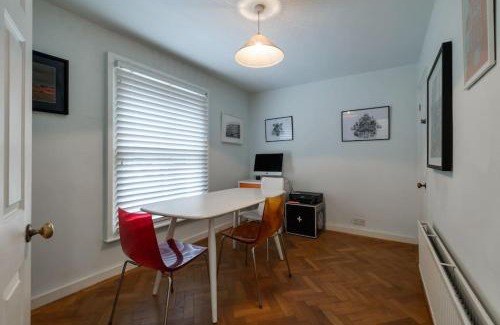 Battersea Casa | 1 bed Townhouse in Battersea close to River Thames