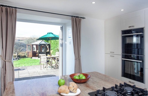 Clearbrook Cabaña | 1 bedroom accommodation in Cadover Bridge