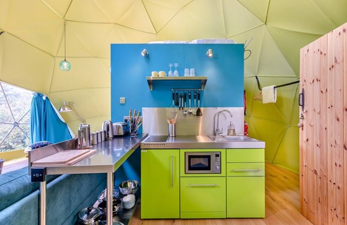 Llanbrynmair Cabaña | A spacious glamping dome in rural Wales, sleeping two guests in complete luxury.