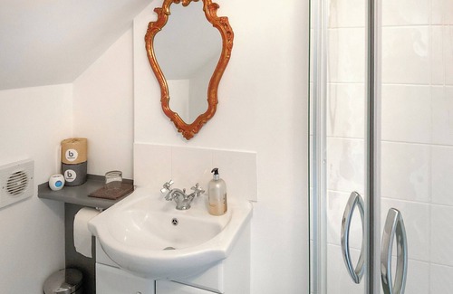 Bethania Cabaña | 1 bedroom accommodation in Tregaron
